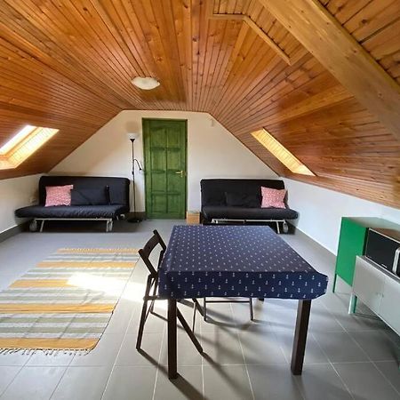 Présház a hegytetőn Apartamento Pécsely Exterior foto
